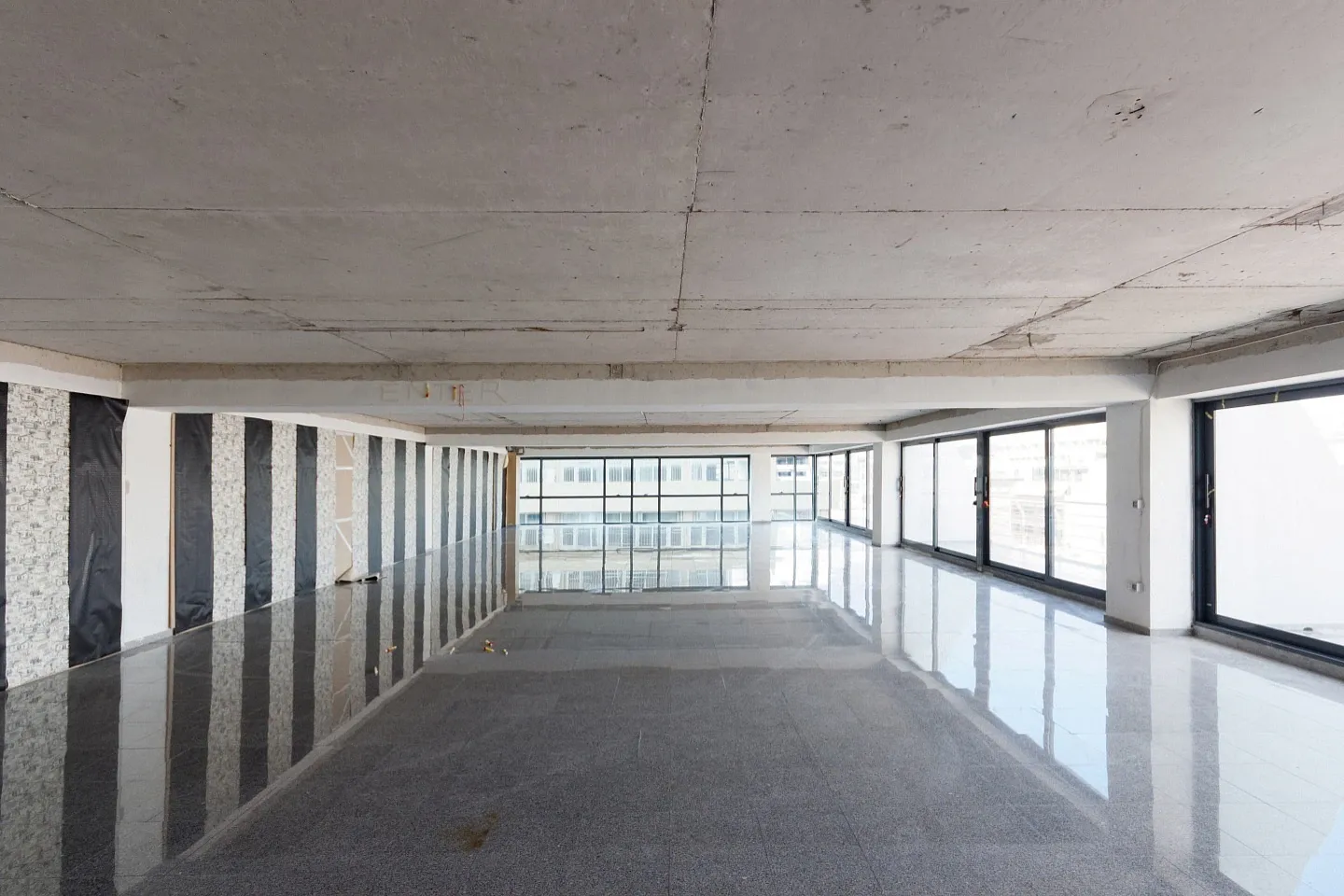 Property 1168 - Photo 421