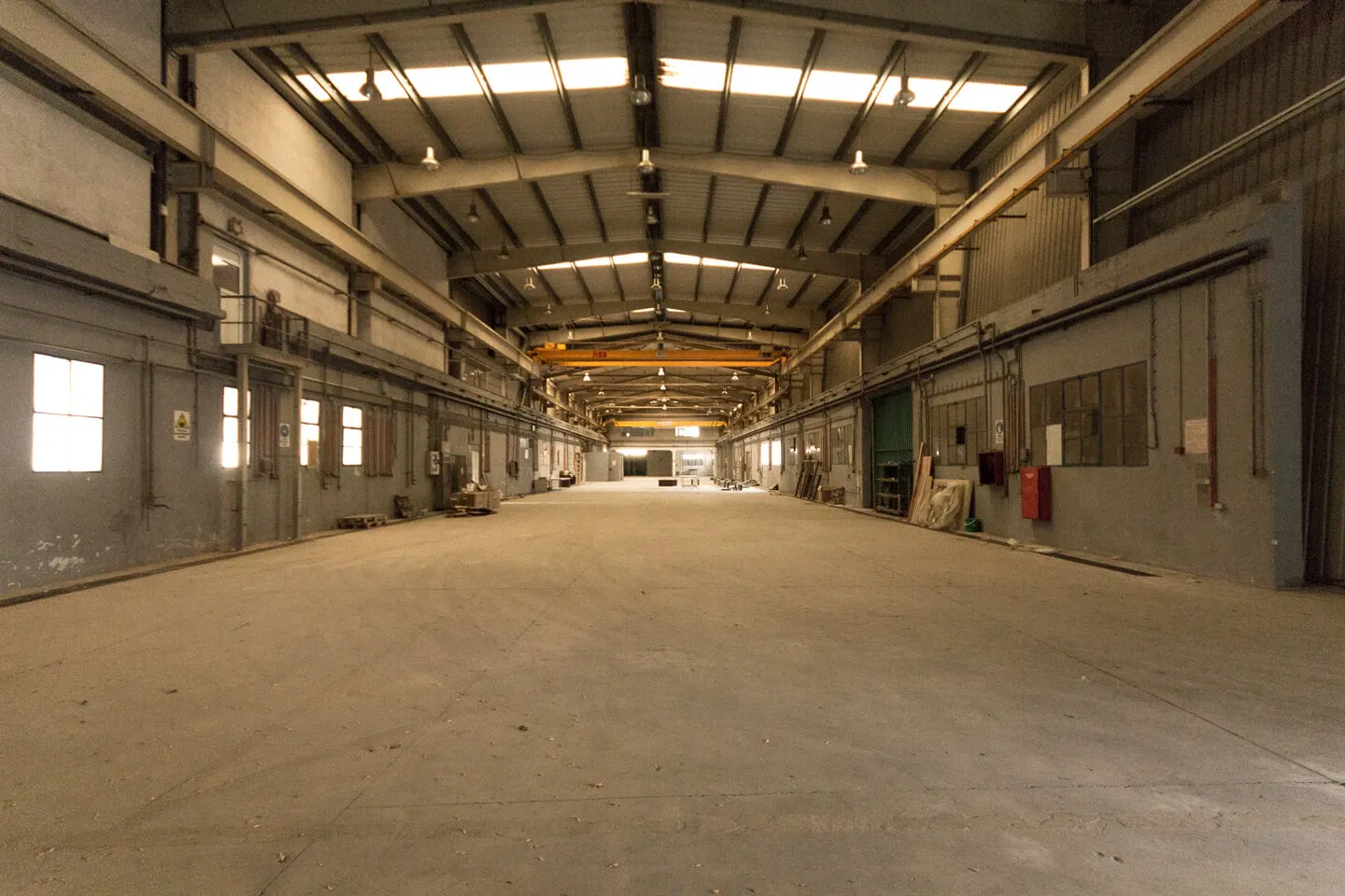 Egaleo warehouse logistics 4.200 sq.m, for rent - photo 1 of 2