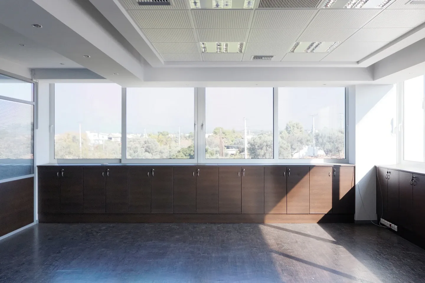 Kifisia-Down office 1.100 sq.m, for rent - photo 1 of 4