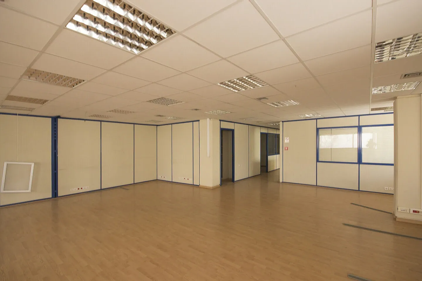 Marousi office 460 sq.m, for rent - photo 1 of 6