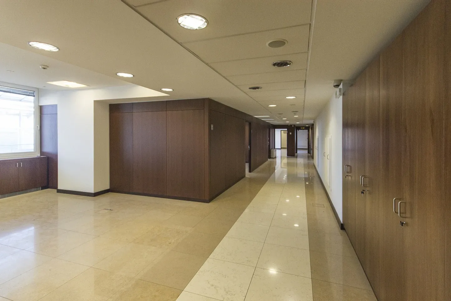 Property 1328 - Photo 817