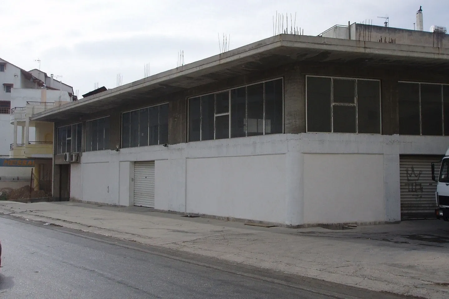 Peristeri warehouse space 600 sq.m, for rent - photo 1 of 5