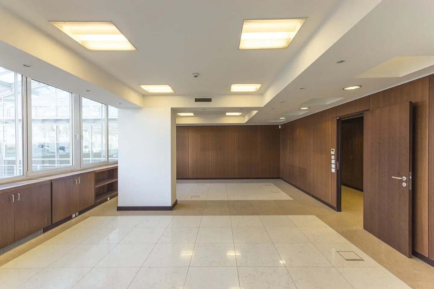 Marousi office buildings 1.300 sq.m, for rent - photo 1 of 5