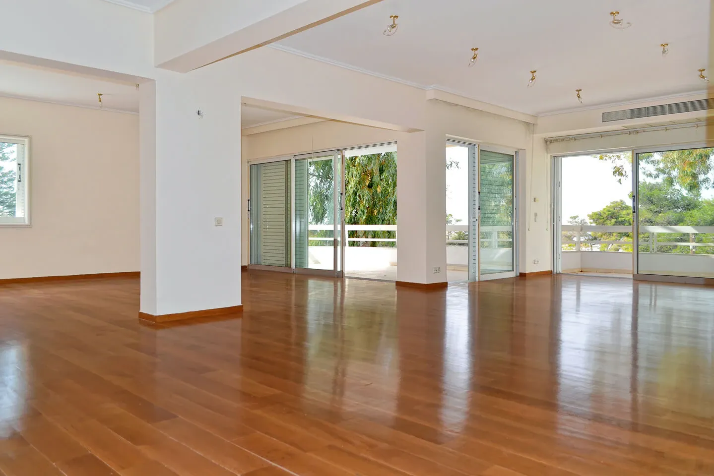 Property 1401 - Photo 8621