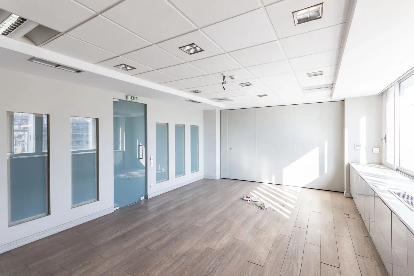 Koykaki office 700 sq.m, for rent - photo 1 of 8