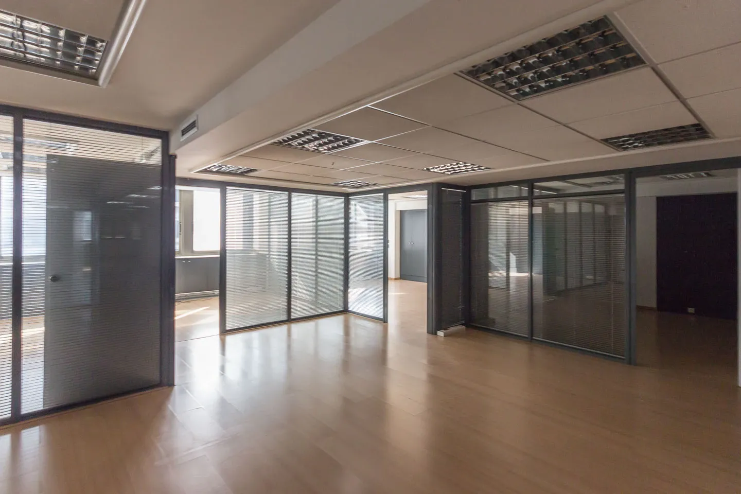 Kolonaki office 560 sq.m, for rent - photo 1 of 6