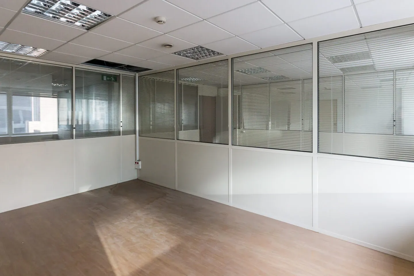 Marousi office 325 sq.m, for rent - photo 1 of 4