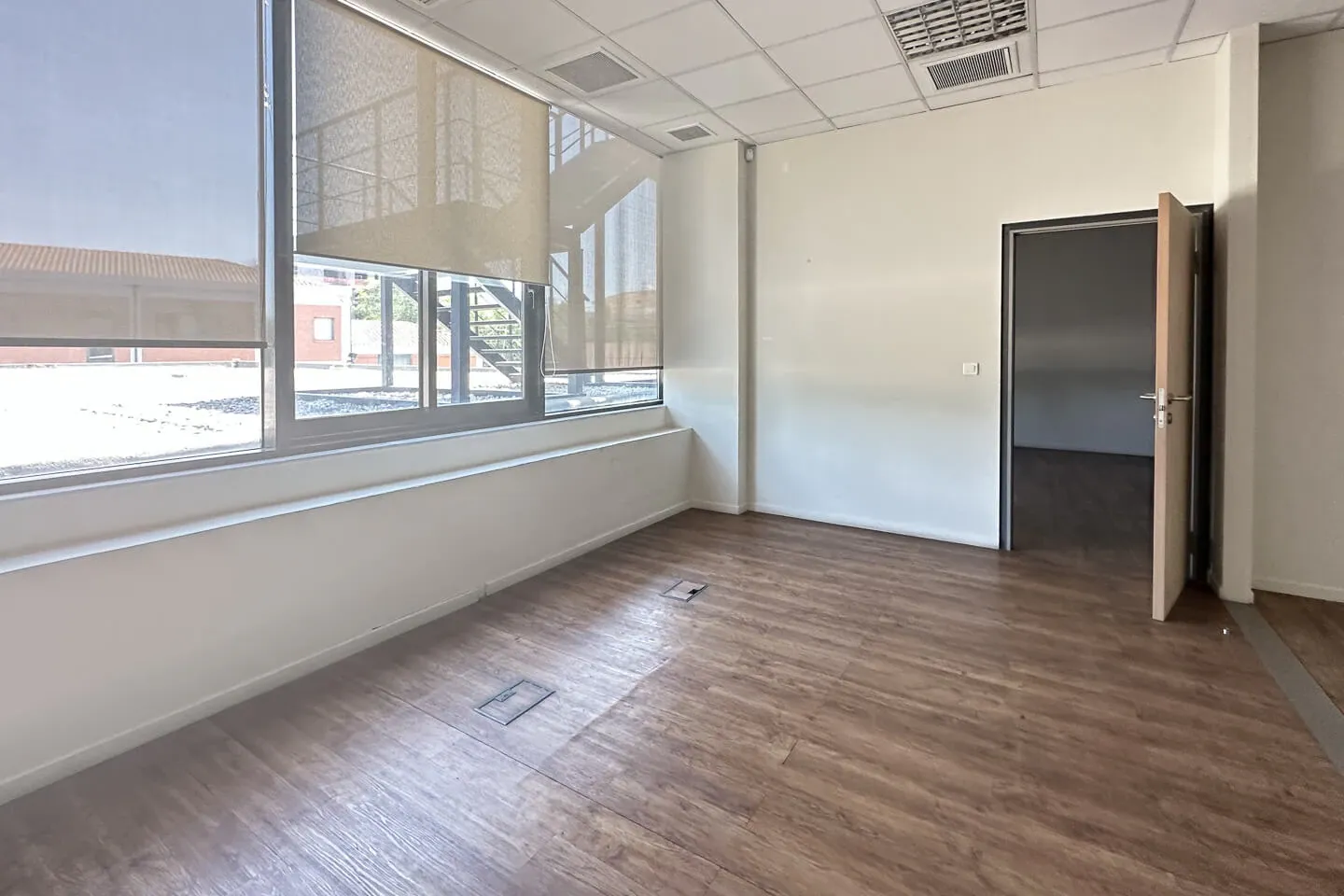 Marousi office 2.500 sq.m, for rent - photo 1 of 7
