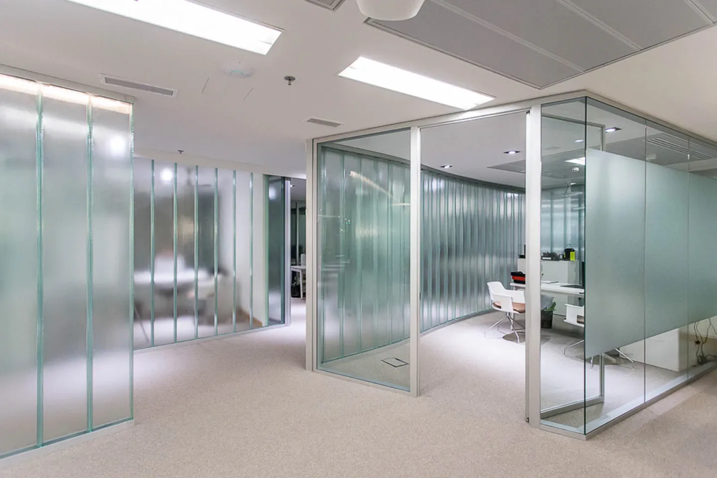 Γέρακας γραφείο 970 τ.μ, προς ενοικίαση - φωτογραφία 1 από 2