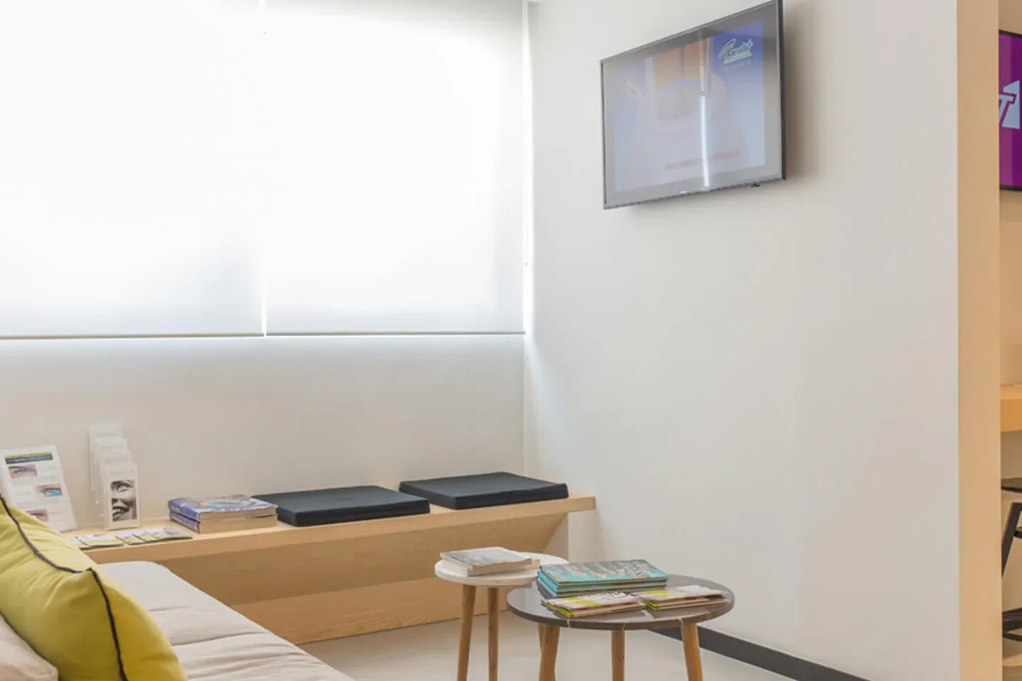 Agios Dimitrios building 2.205 sq.m, for sale - photo 1 of 2