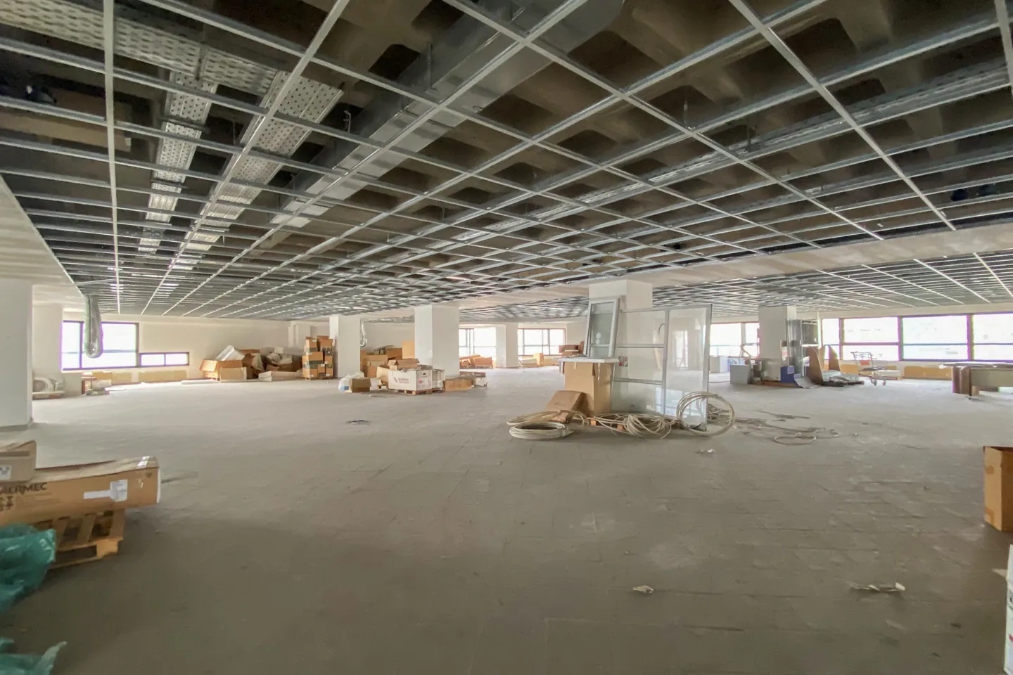 Νέο Φάληρο κτήριο 5.000 τ.μ, προς πώληση - φωτογραφία 1 από 1