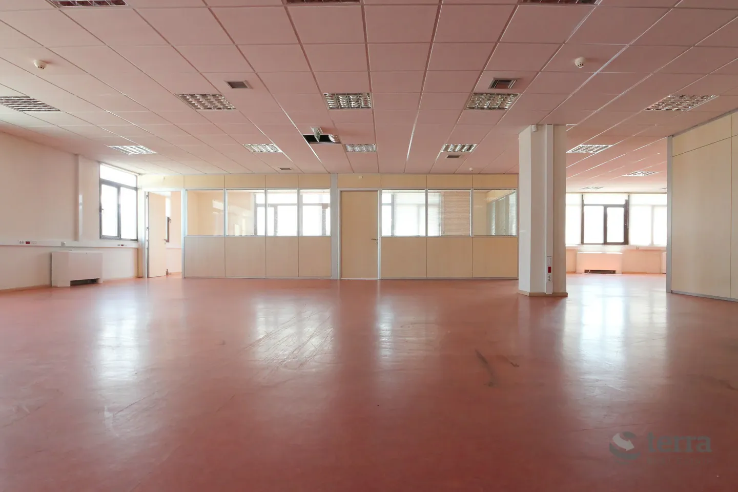 Kifisia-Down office 850 sq.m, for rent - photo 1 of 4