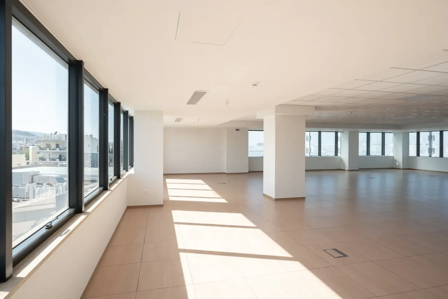 Attica building 11.571 sq.m, for sale - photo 1 of 12