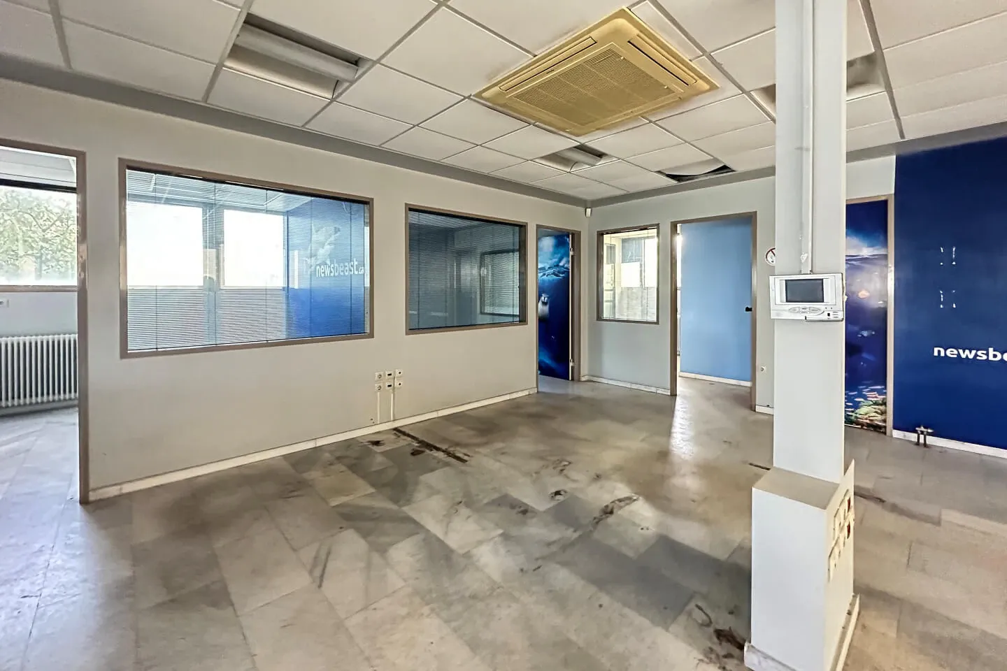Marousi building 882 sq.m, for rent - photo 1 of 10