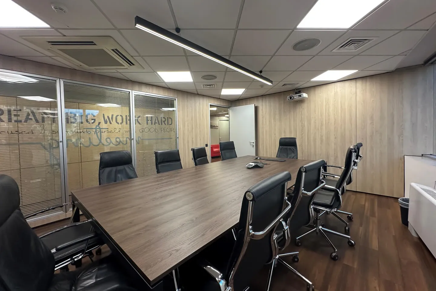 Ampelokipi office 450 sq.m, for rent - photo 1 of 14