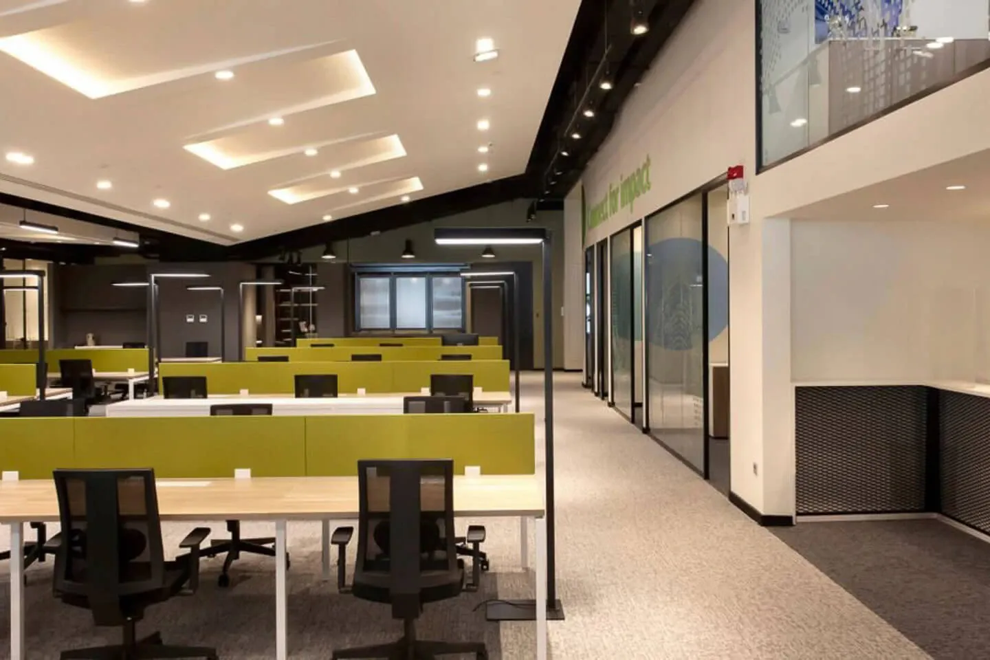 Marousi office 1.000 sq.m, for rent - photo 1 of 7