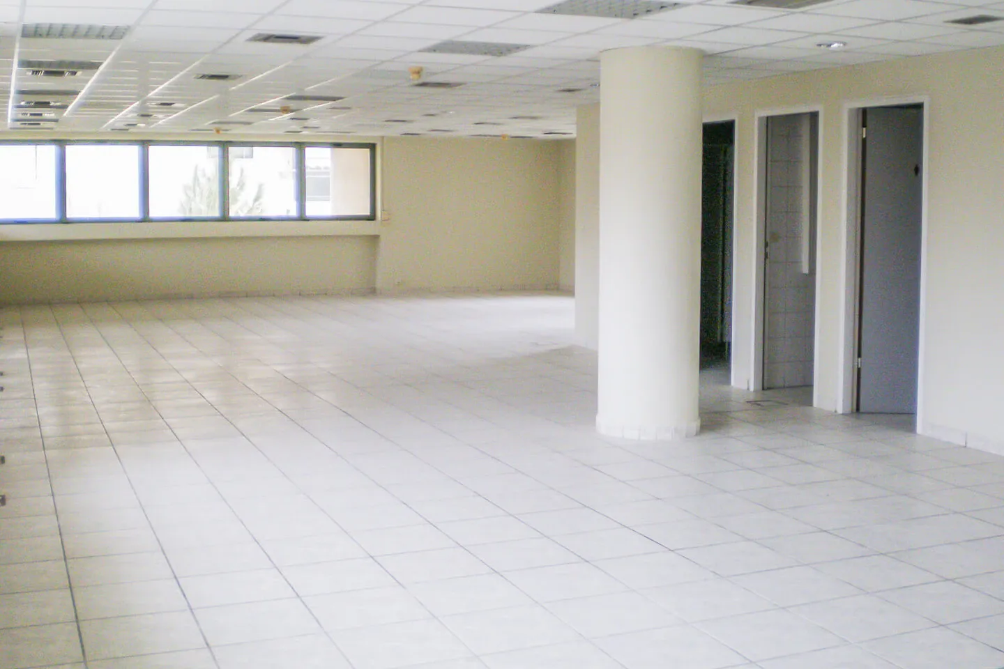 Marousi building 3.200 sq.m, for sale - photo 1 of 3