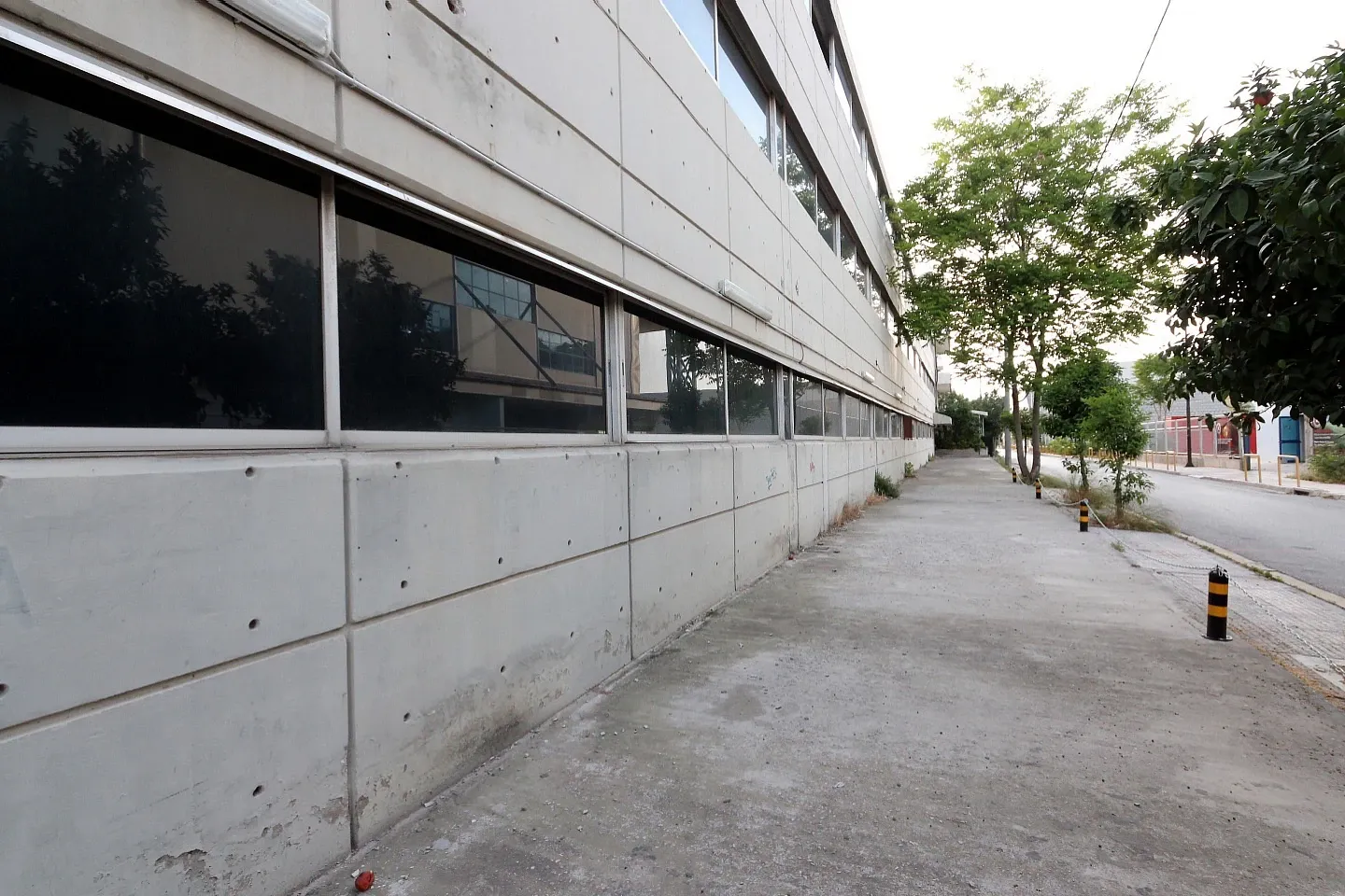 Peristeri building 4.800 sq.m, for rent - photo 1 of 1