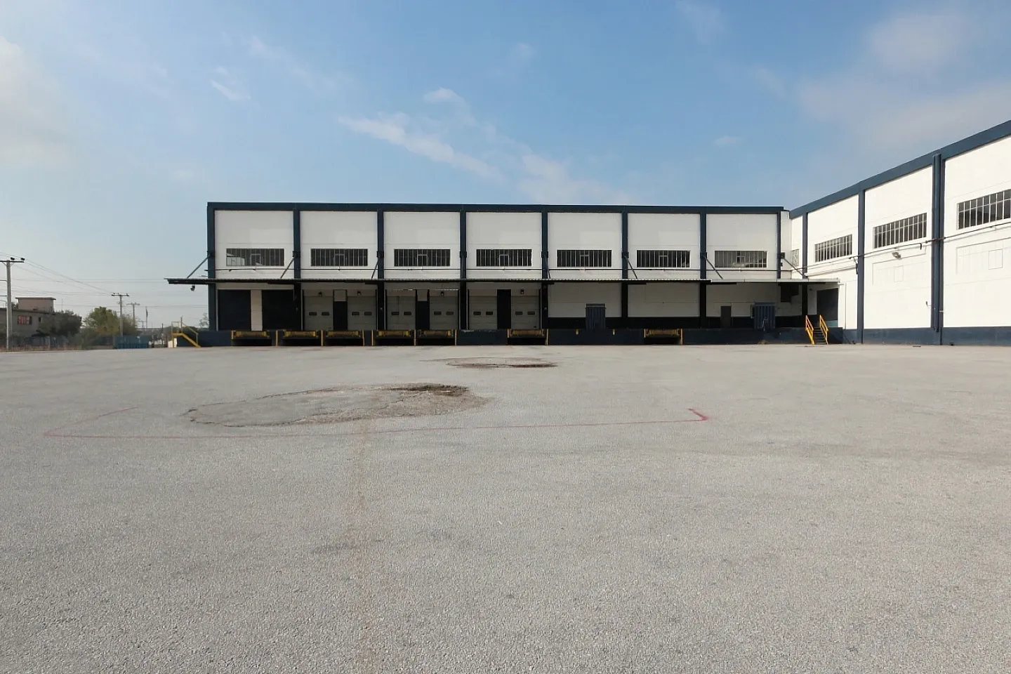 Aspropyrgos industrial warehouse 6.000 sq.m, for rent - photo 1 of 2
