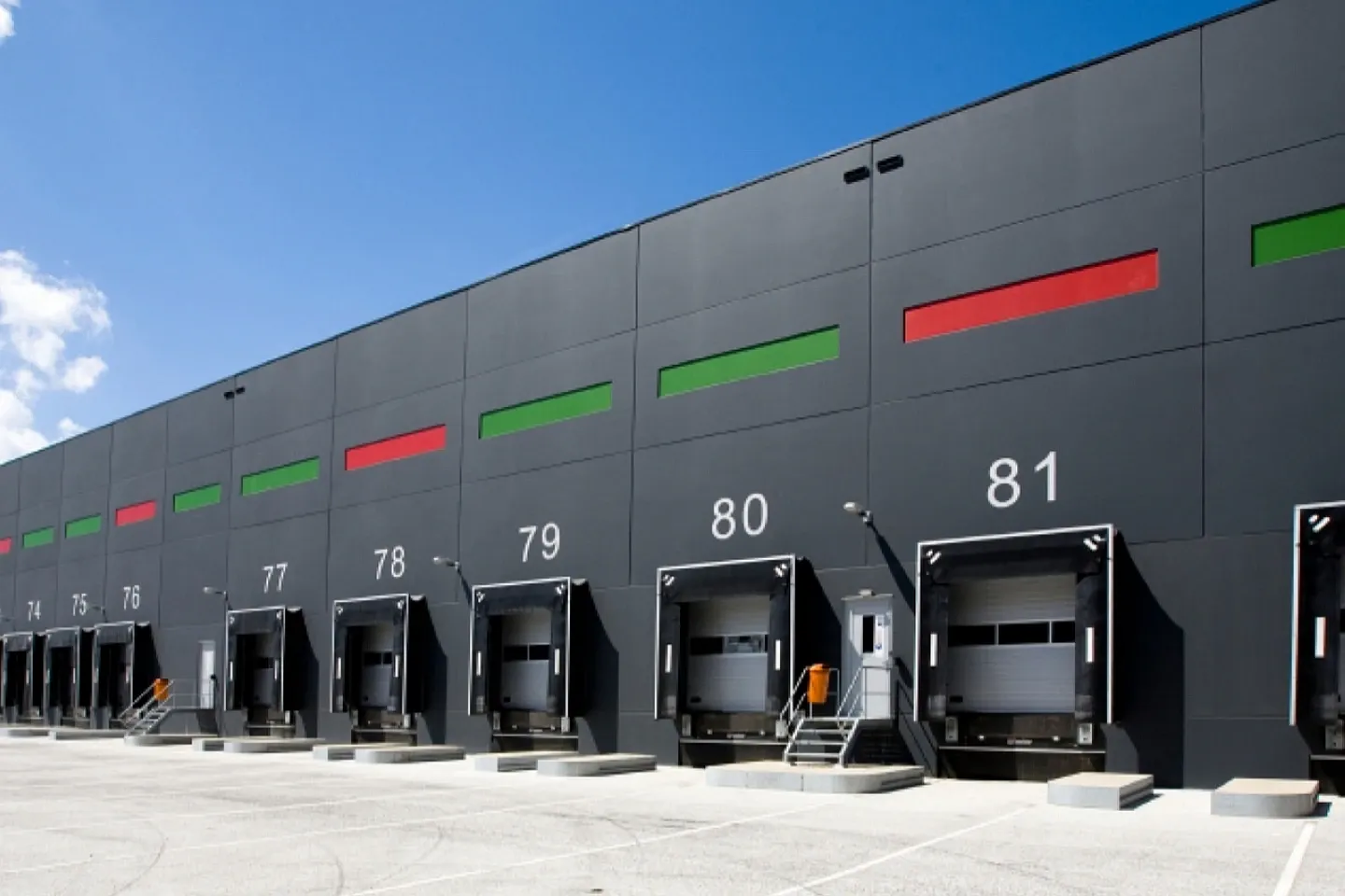 West Attica industrial warehouse 11.600 sq.m, for sale - photo 1 of 1