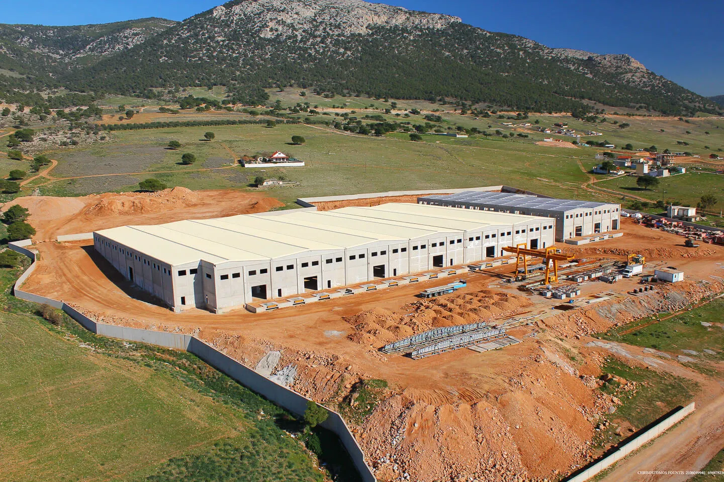 West Attica industrial warehouse 11.000 sq.m, for rent - photo 1 of 1