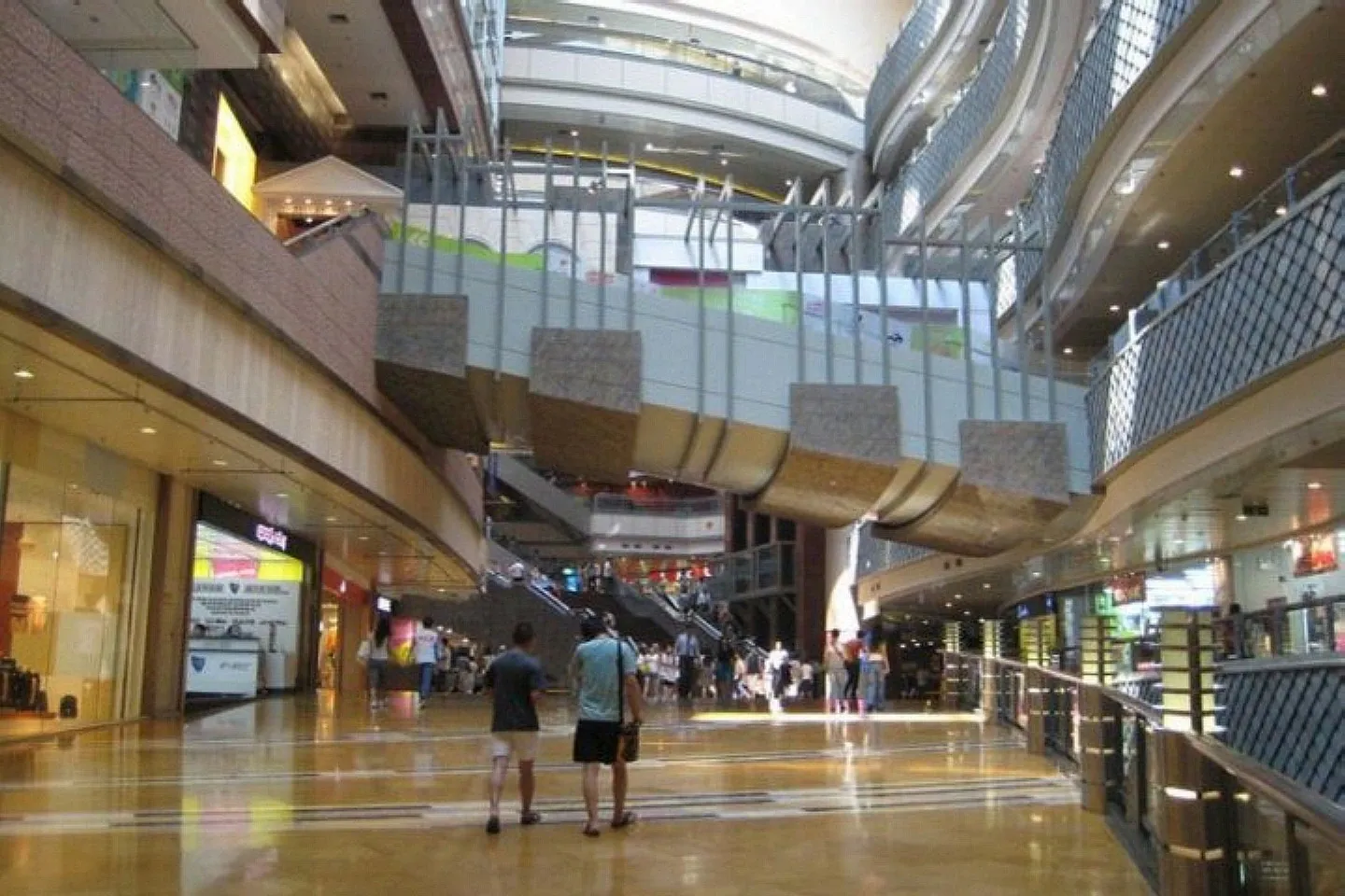 Παλαιό Φάληρο κατάστημα 250 τ.μ, προς ενοικίαση - φωτογραφία 1 από 1