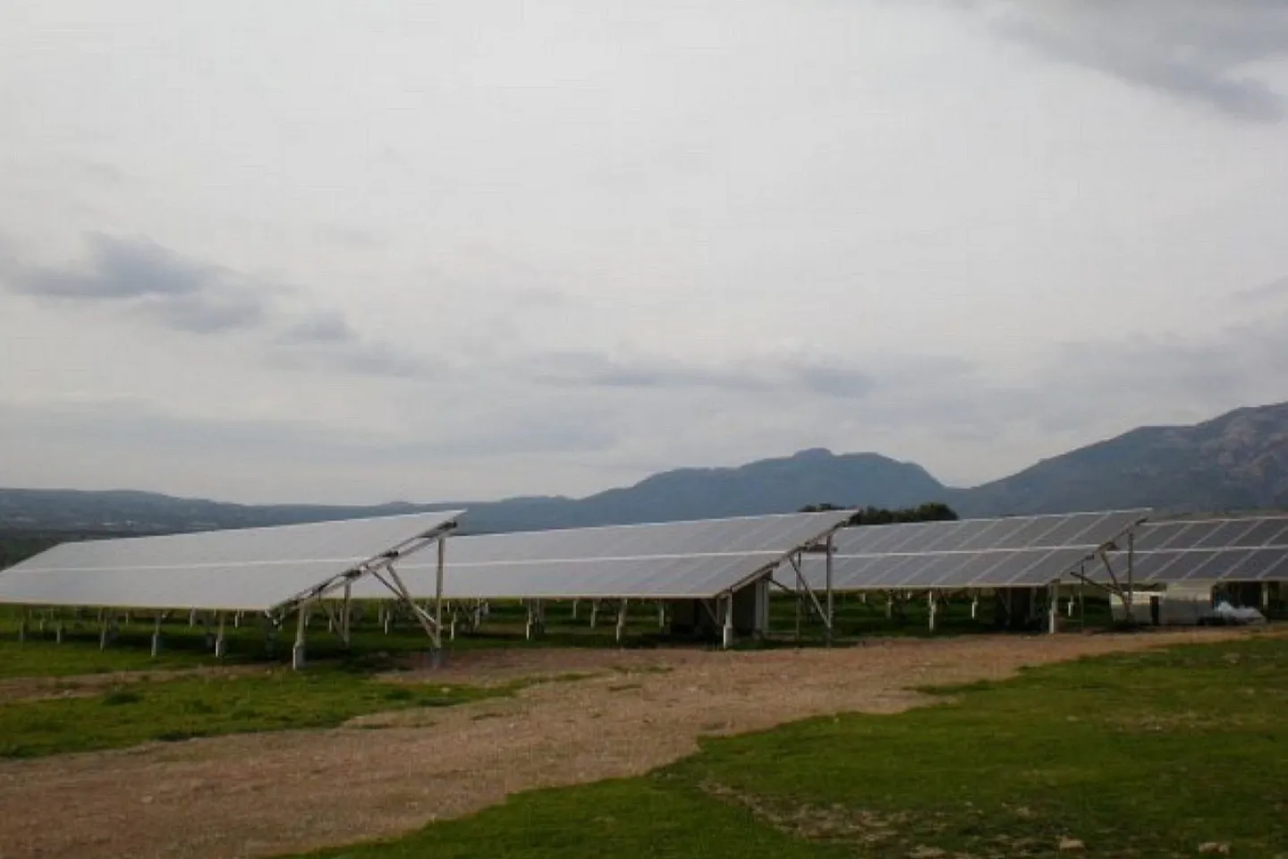 Attica solar park 300 kW, for sale - photo 1 of 3