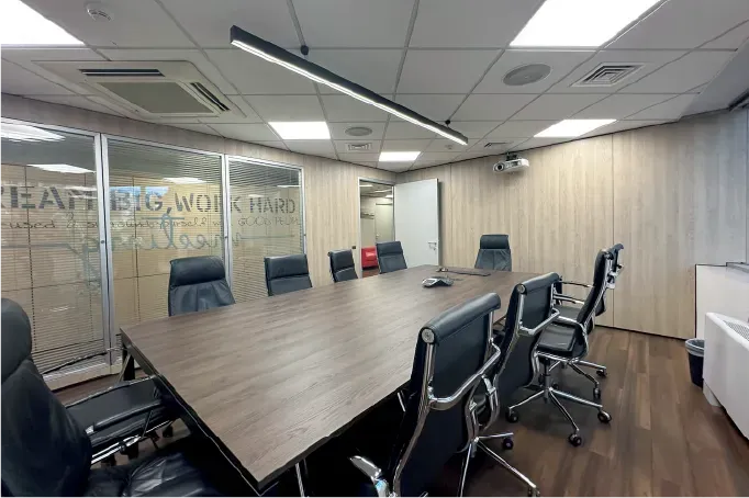 Office lease 450 sq.m