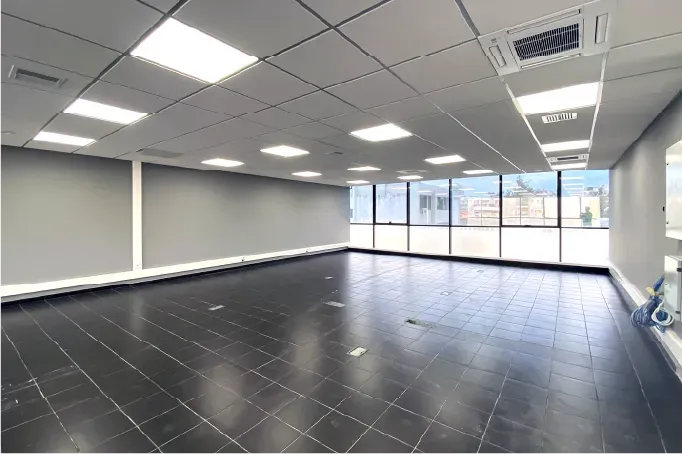 Standalone office building lease 860 sq.m